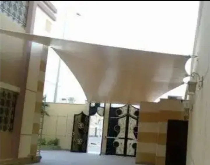 الهياكل المعدنية — 161