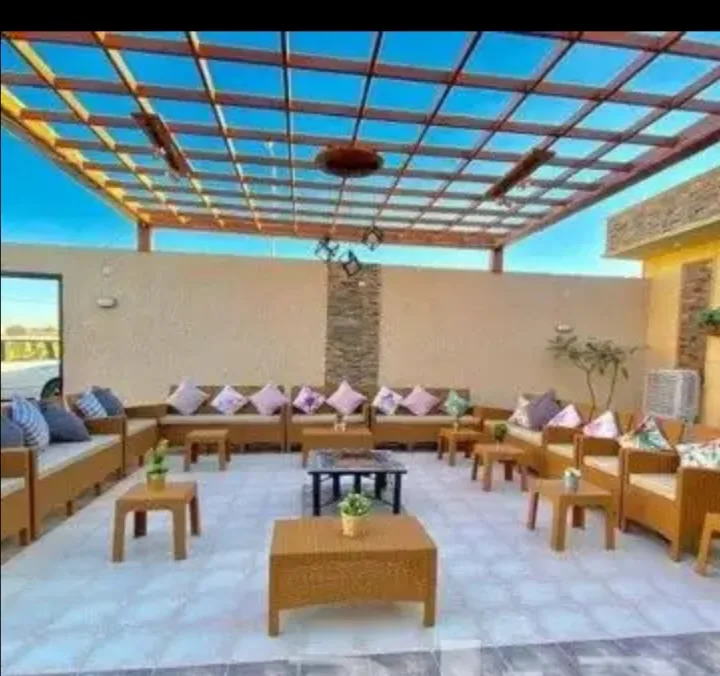 الهياكل المعدنية — 167