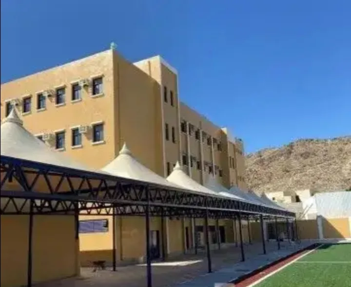 المحلات التجارية — 190