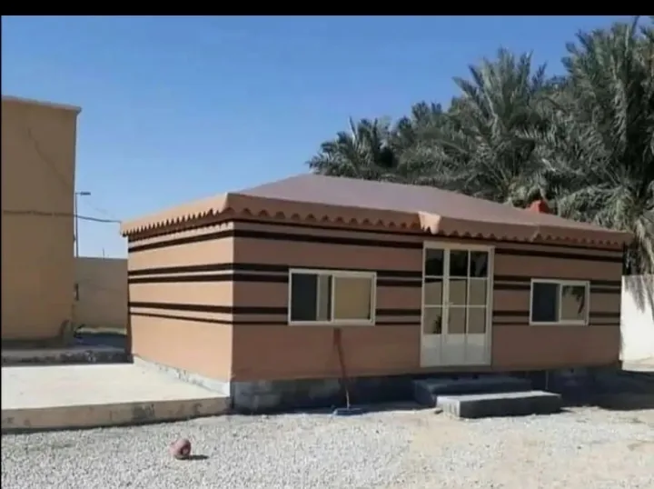 المحلات التجارية — 195